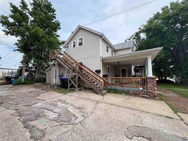 611 SW Fillmore ST, Topeka, KS 66606