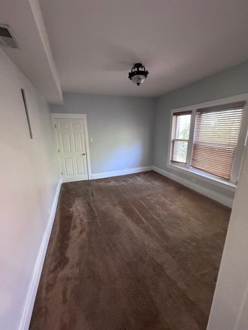 4358 W Washington Boulevard 204, Chicago, IL 60624