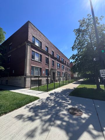 4358 W Washington Boulevard 204, Chicago, IL 60624