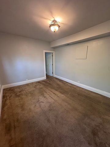 4358 W Washington Boulevard 204, Chicago, IL 60624