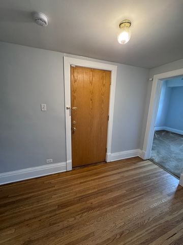 4358 W Washington Boulevard 204, Chicago, IL 60624