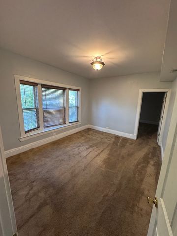 4358 W Washington Boulevard 204, Chicago, IL 60624