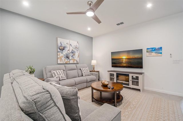 2309 DISTANT SUN TRAIL, Kissimmee, FL 34747