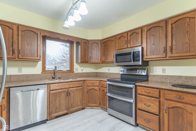 9233 Champton Drive, Indianapolis, IN 46256