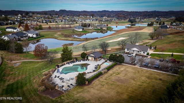 585 Black Cove Lane, Loudon, TN 37774