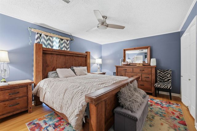 211 Melody Dr, Houma, LA 70363