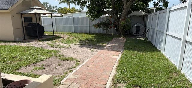 3502 Seminole AVE, Naples, FL 34112