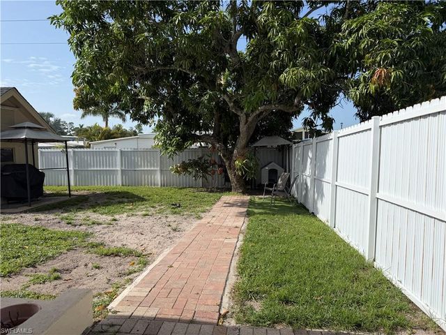 3502 Seminole AVE, Naples, FL 34112