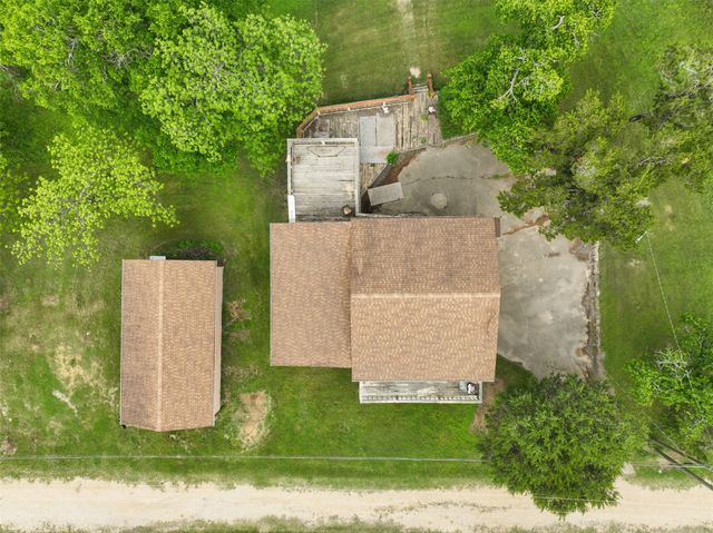 000 Linda Lee Crossing, Whitney, TX 76692