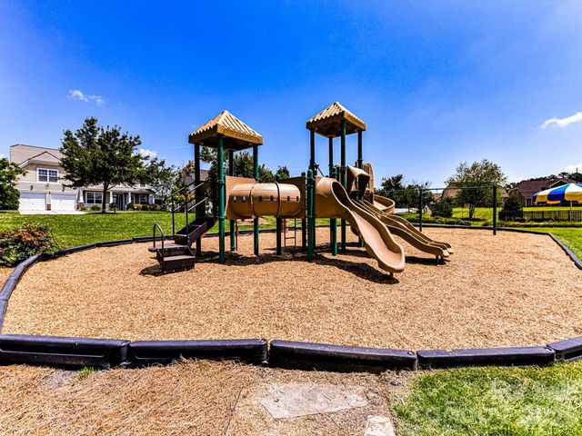 9528 Horsebit Lane, Concord, NC 28027