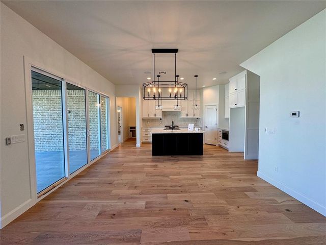 12812 Cobblestone Curve Road, Oklahoma City, OK 73142