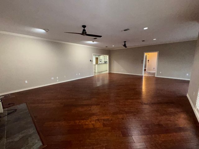 7324 Old Mill Run, Fort Worth, TX 76133