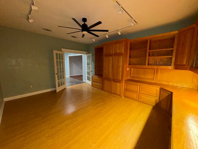 7324 Old Mill Run, Fort Worth, TX 76133