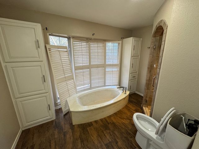 7324 Old Mill Run, Fort Worth, TX 76133