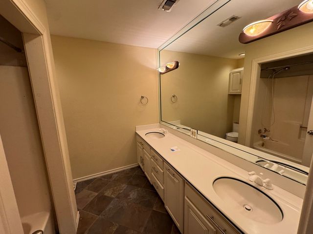 7324 Old Mill Run, Fort Worth, TX 76133