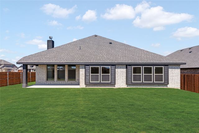 504 Red Maple Road, Waxahachie, TX 75165