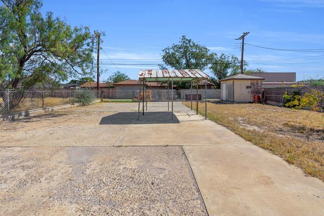 1213 Hickory Ave, Odessa, TX 79763