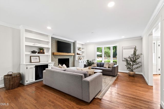 104 Larkwood Lane, Cary, NC 27518