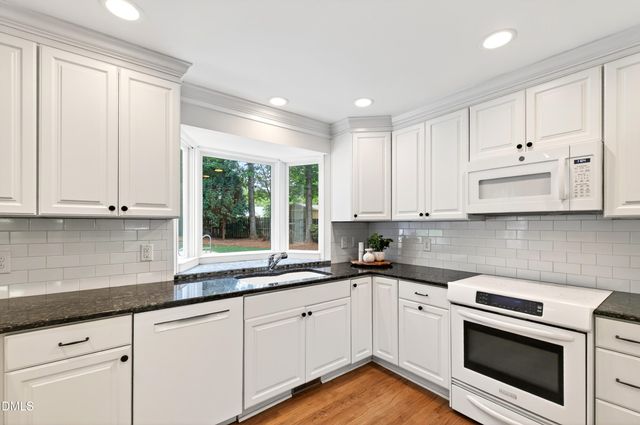 104 Larkwood Lane, Cary, NC 27518