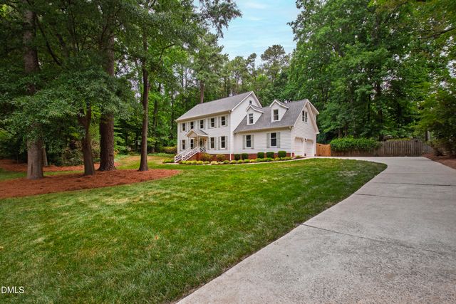 104 Larkwood Lane, Cary, NC 27518