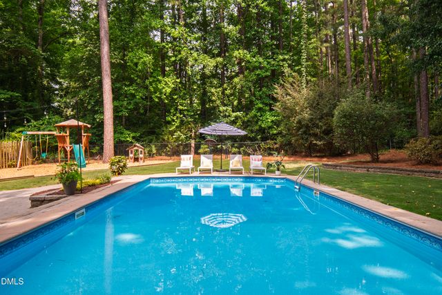 104 Larkwood Lane, Cary, NC 27518