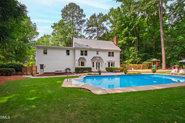 104 Larkwood Lane, Cary, NC 27518
