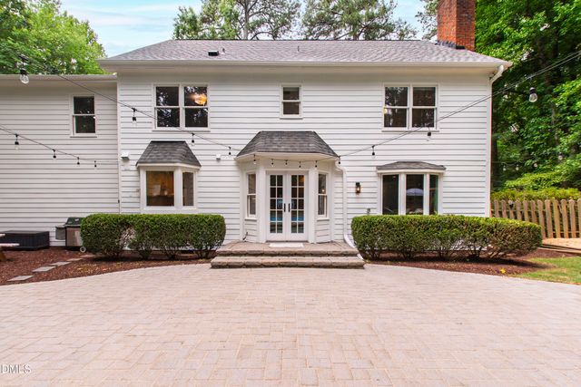 104 Larkwood Lane, Cary, NC 27518