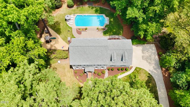 104 Larkwood Lane, Cary, NC 27518