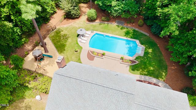 104 Larkwood Lane, Cary, NC 27518