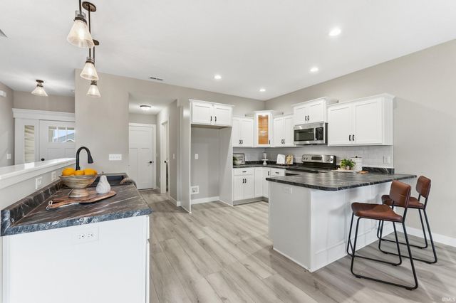 860 Bingham Pass, Fort Wayne, IN 46845