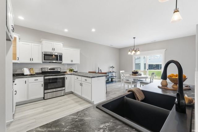 860 Bingham Pass, Fort Wayne, IN 46845