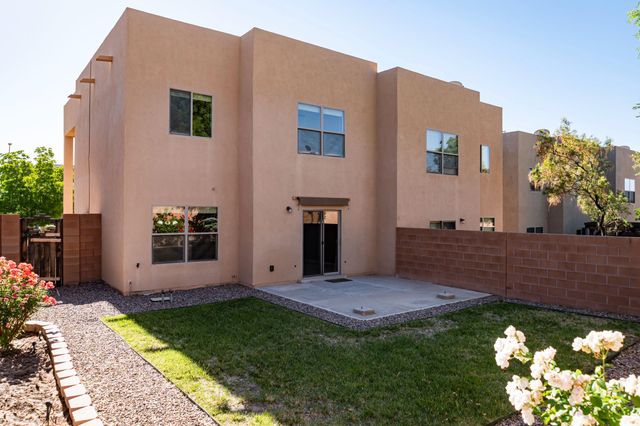 5035 Costa Maresme Drive NW, Albuquerque, NM 87120