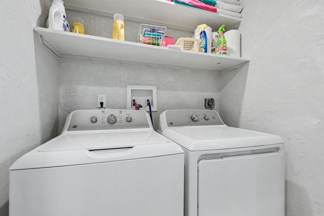 415 SAILBOAT Circle, Weston, FL 33326