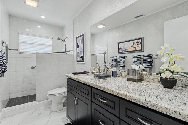 415 SAILBOAT Circle, Weston, FL 33326