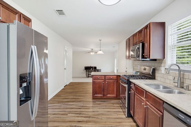 6260 Selborn Drive SW, South Fulton, GA 30331