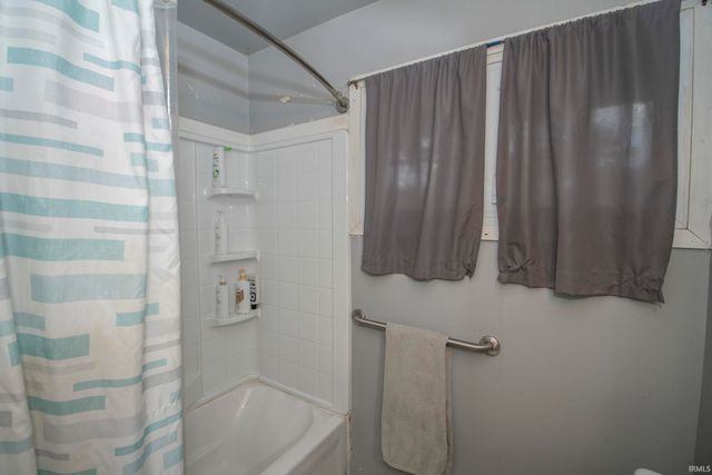 2805 Pleasant Plain Avenue, Elkhart, IN 46517