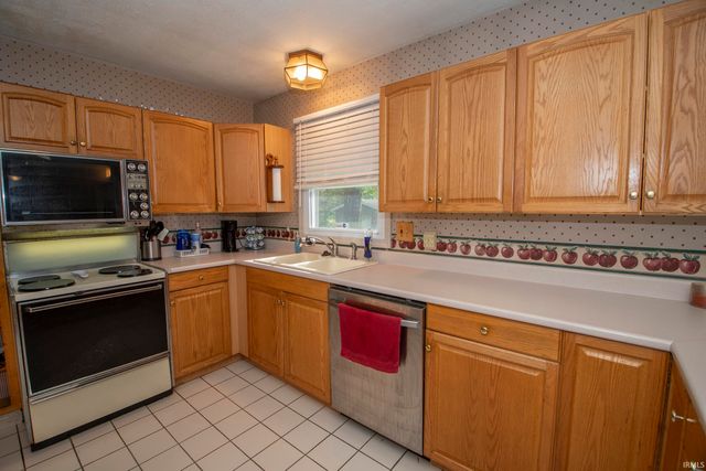 2805 Pleasant Plain Avenue, Elkhart, IN 46517