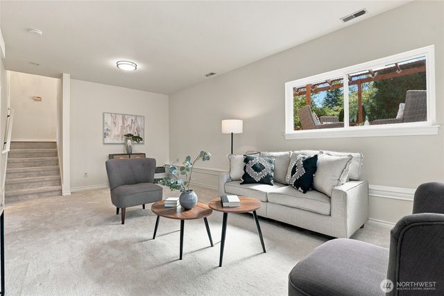 13109 NE 137th Place, Kirkland, WA 98034
