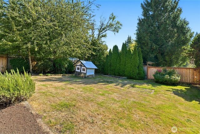 13109 NE 137th Place, Kirkland, WA 98034