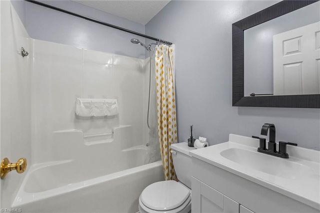 1760 Spring Path Trail, Clemmons, NC 27012