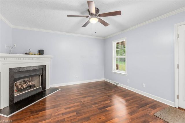 1760 Spring Path Trail, Clemmons, NC 27012