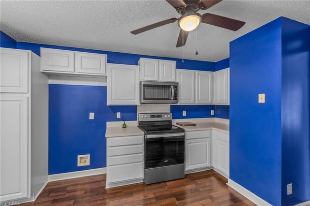 1760 Spring Path Trail, Clemmons, NC 27012
