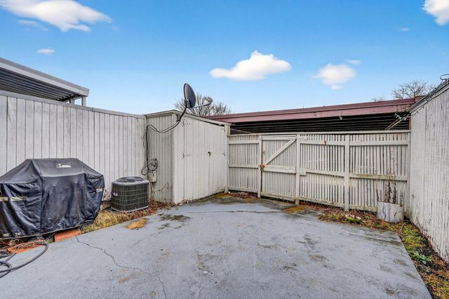 1056 Hardesty Place, Columbus, OH 43204