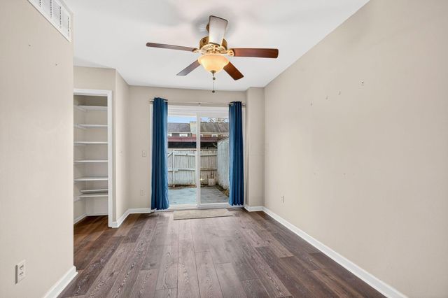 1056 Hardesty Place, Columbus, OH 43204