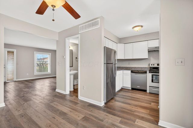 1056 Hardesty Place, Columbus, OH 43204