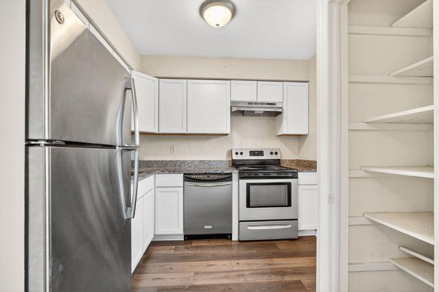 1056 Hardesty Place, Columbus, OH 43204