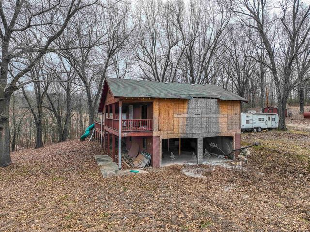 42 Pacific Drive, Crane, MO 65633