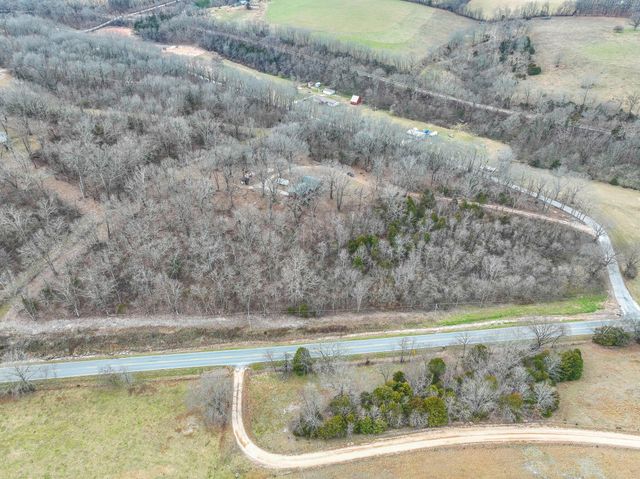 42 Pacific Drive, Crane, MO 65633