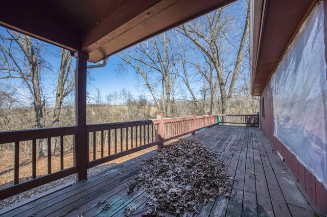 42 Pacific Drive, Crane, MO 65633