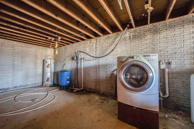 42 Pacific Drive, Crane, MO 65633